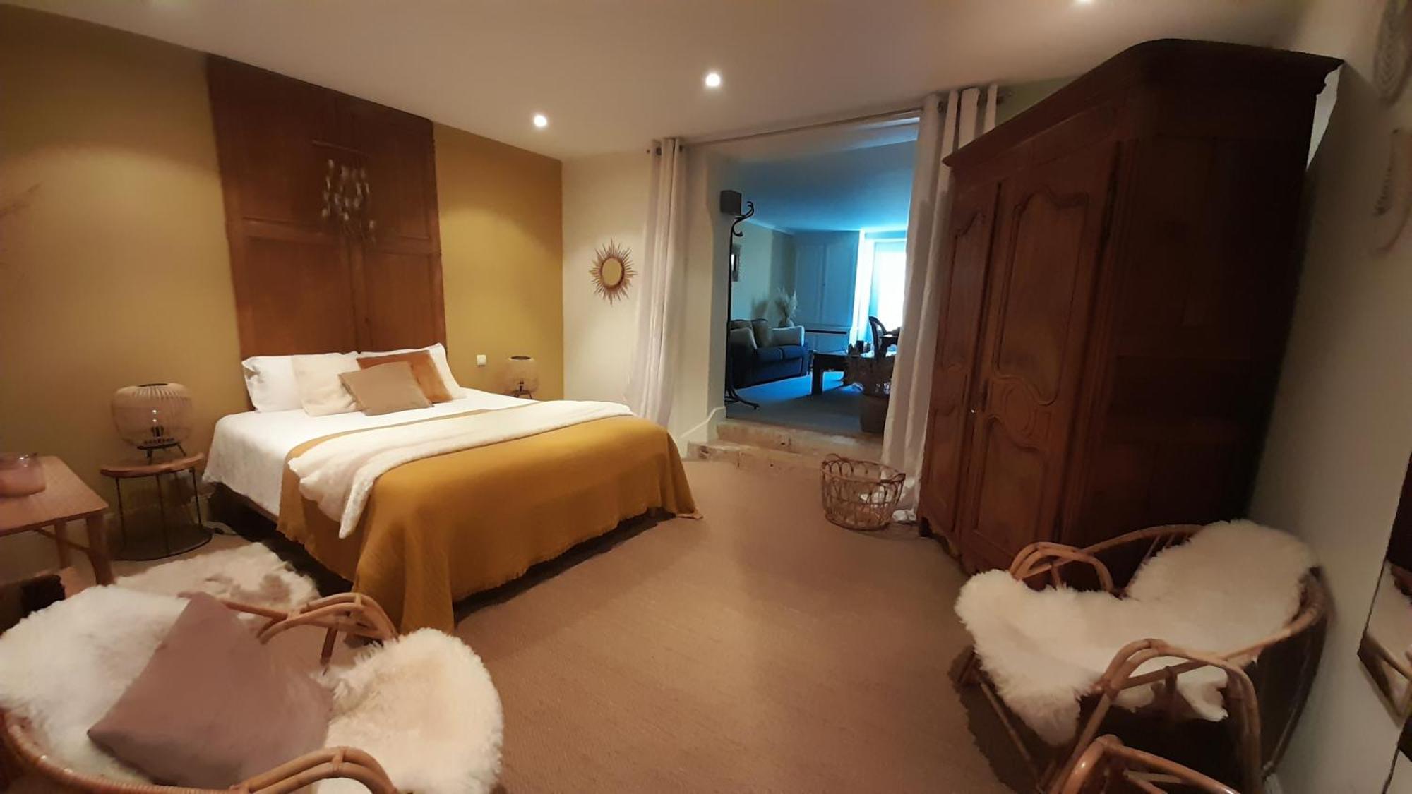 Chambre D'Hotes Les Rives De La Tronne Mer Exterior photo