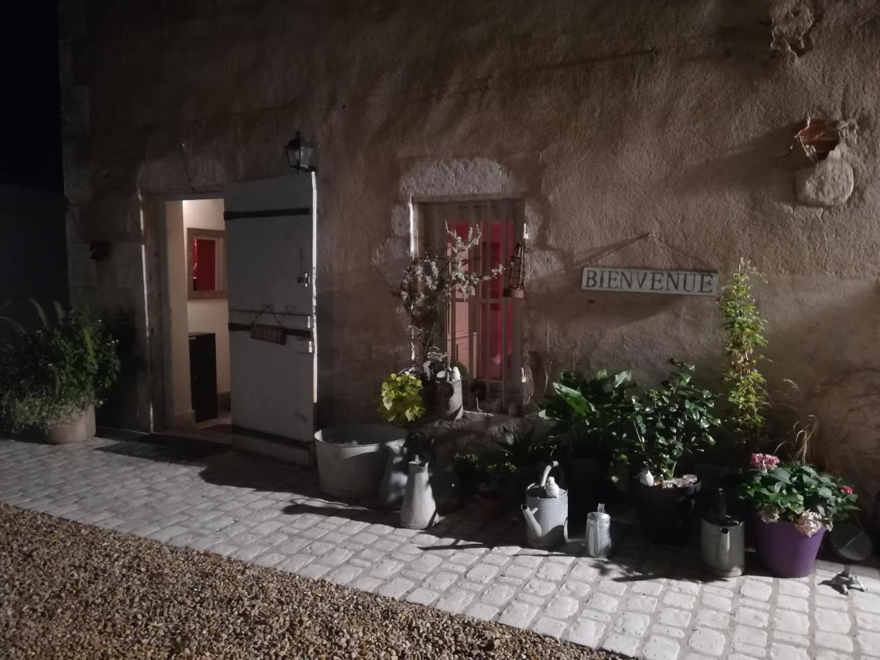 Chambre D'Hotes Les Rives De La Tronne Mer Exterior photo