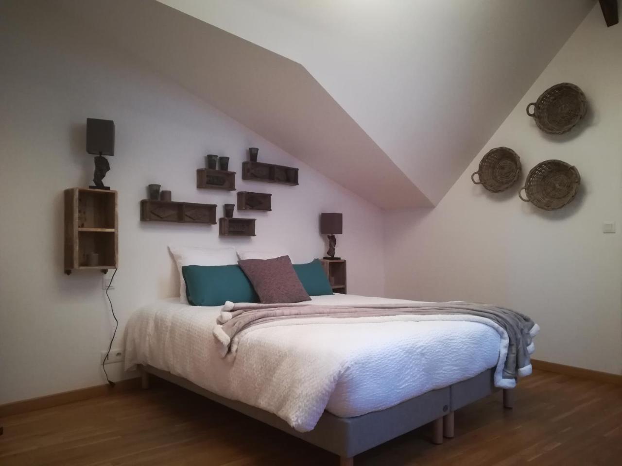 Chambre D'Hotes Les Rives De La Tronne Mer Exterior photo