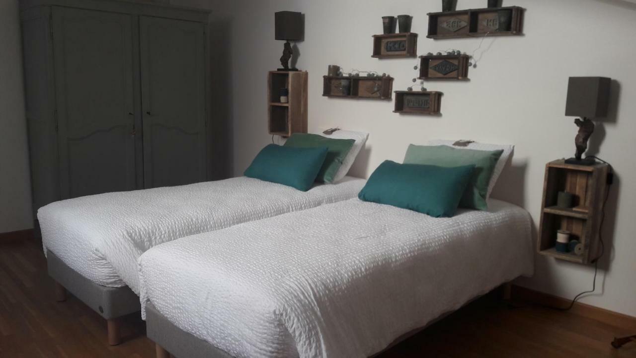 Chambre D'Hotes Les Rives De La Tronne Mer Exterior photo