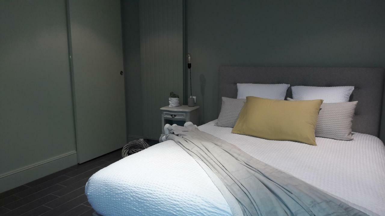 Chambre D'Hotes Les Rives De La Tronne Mer Exterior photo